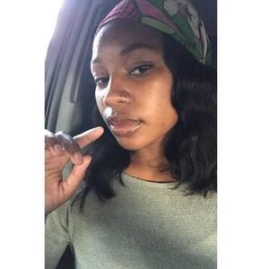 Meet your Posher, Jaye